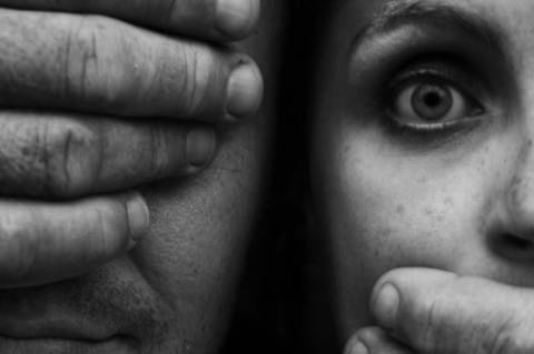 Gyerekbántalmazás, családon belüli erőszak