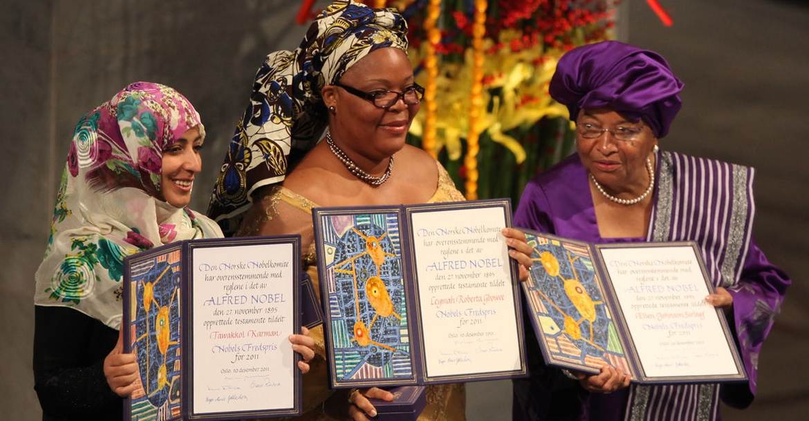 Tawakkul Karman, Leymah Gbowee és Ellen Johnson Sirleaf 2011-ben átveszik a megosztott Nobel-békedíjat (Fotó: Harry Wad) 