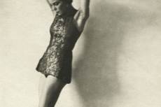 N. N. (ismeretlen fotós): Harc a kígyóval (a képen Róna Magda, a darab koreográfusa), 1930, MTA BTK 